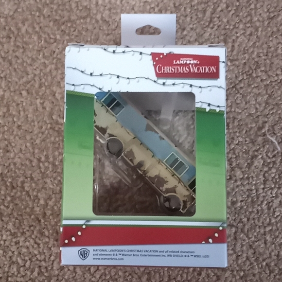 "Cousin Eddie's RV" Hallmark Ornament - Christmas Vacation - Out of Production! - Picture 5 of 5